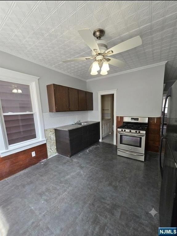 243 N 4th St #1stFL - Photo 7 of 9