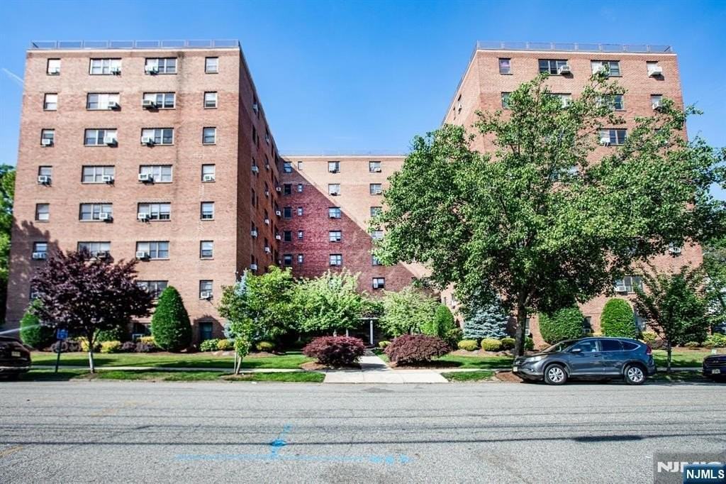 208 Anderson St #S2F - Photo 4 of 33