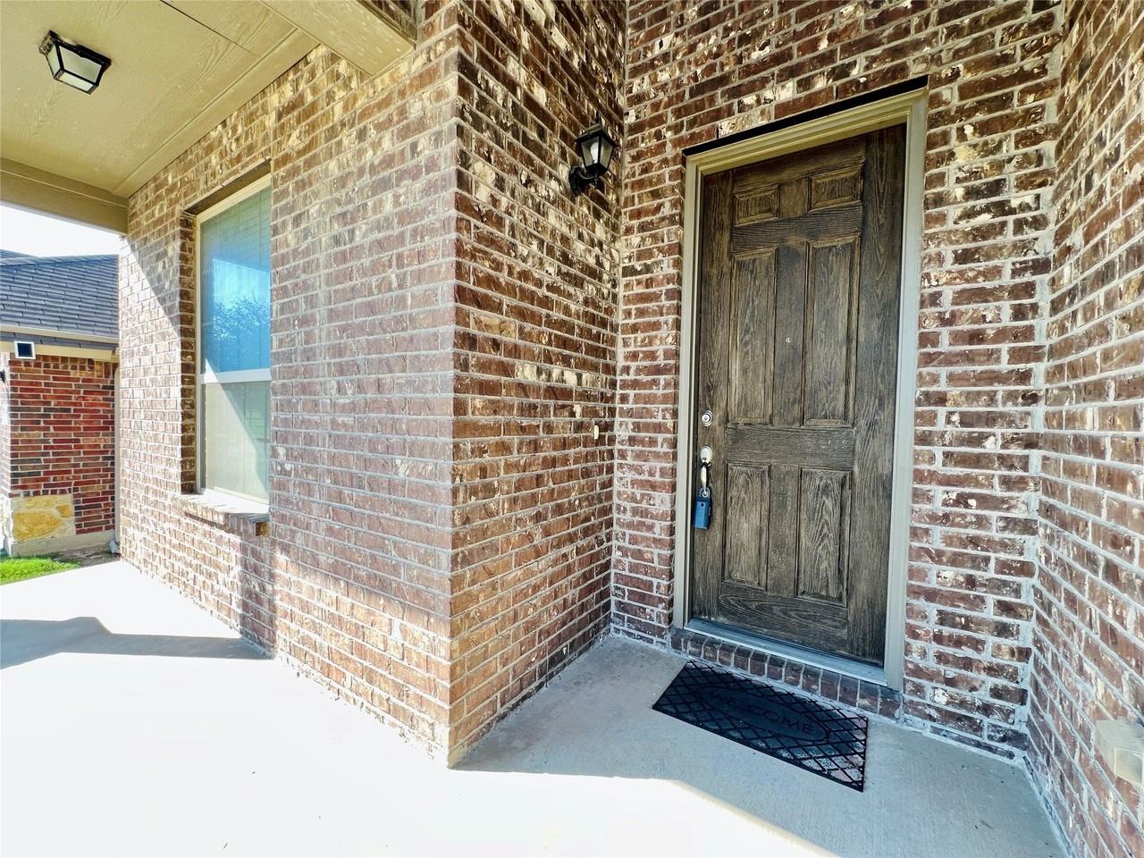 5644 Salt Springs Dr - Photo 2 of 36