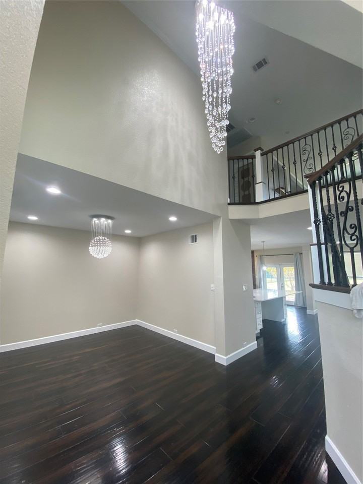 2920 Pinehurst - Photo 2 of 37