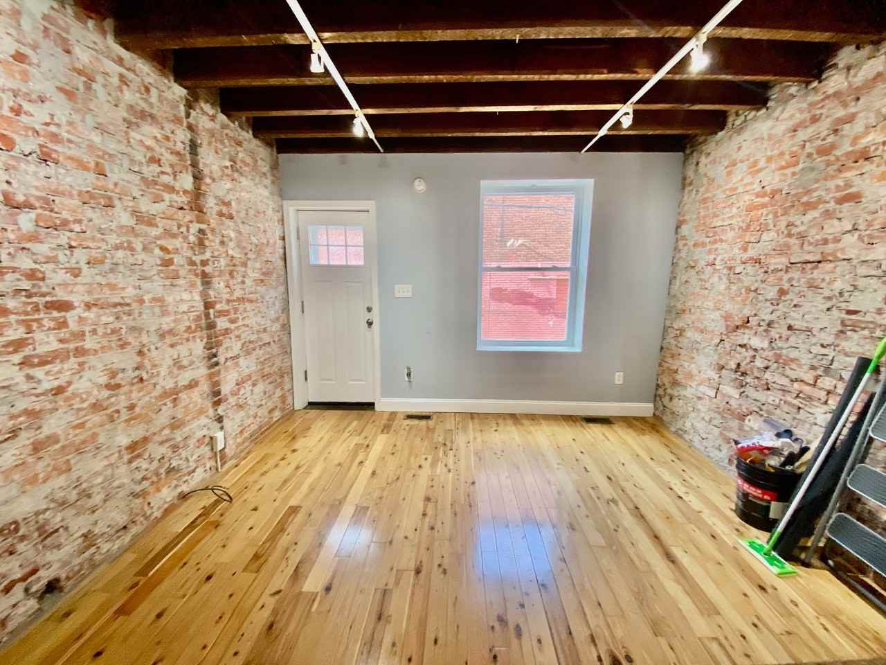 2027 S Watts St #1 - Photo 7 of 43