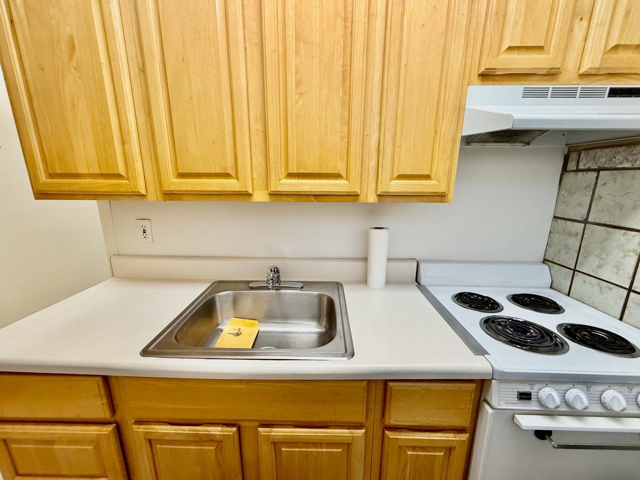 2528 Christian St 3rd Fl #3rdFL - Photo 7 of 24