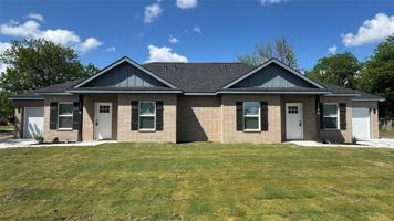 featured image of 502 W Sanger St
