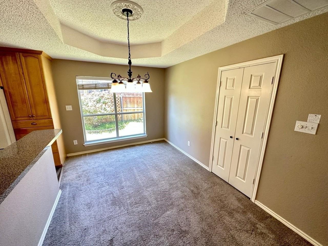 7217 Montego Dr - Photo 4 of 19