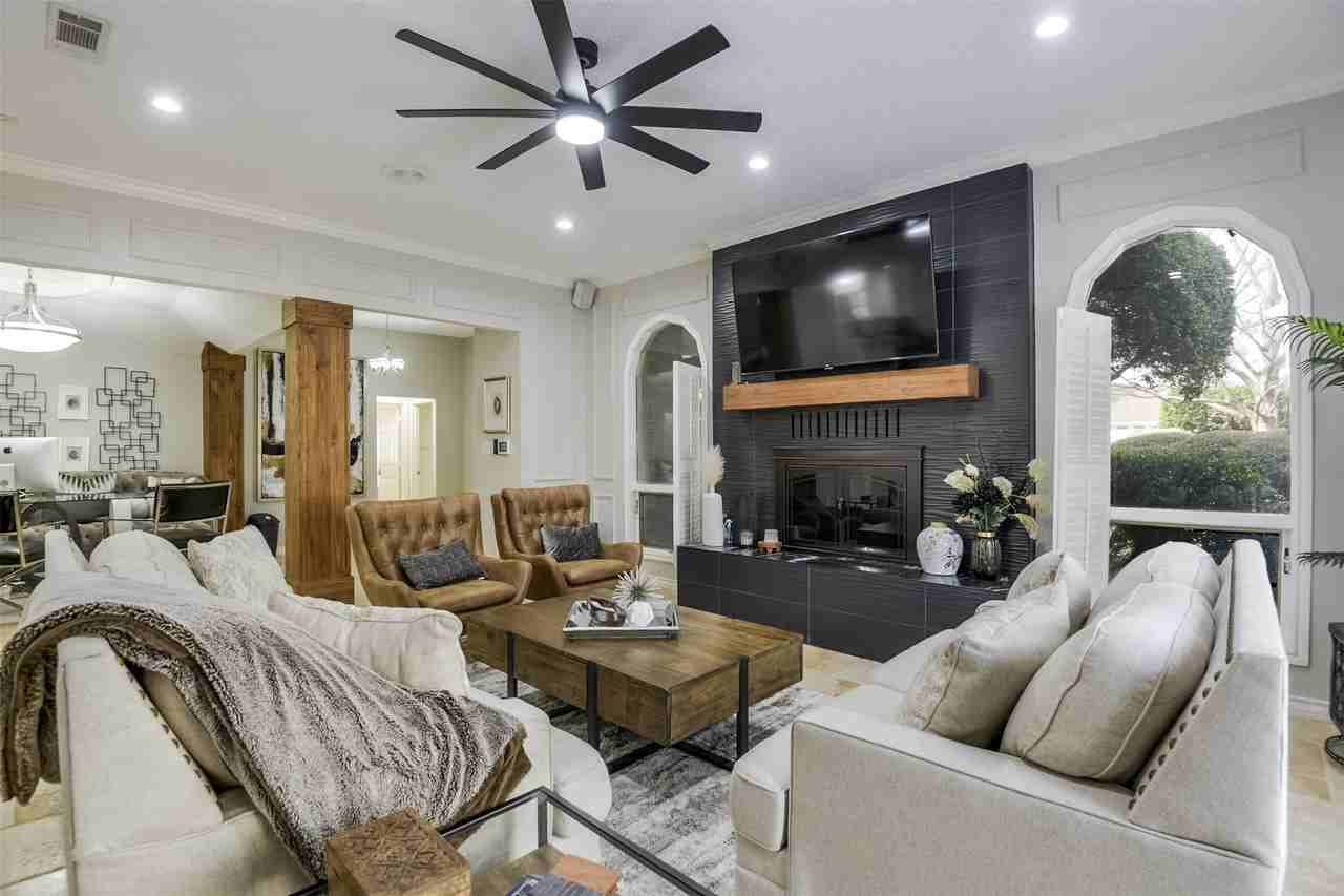 3719 Danbury Dr - Photo 6 of 40