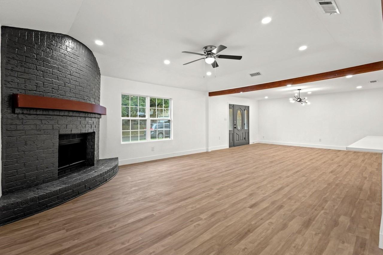 6000 Cool Springs Dr - Photo 6 of 24