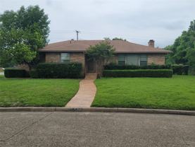 630 Woodacre Dr - Photo 1 of 1