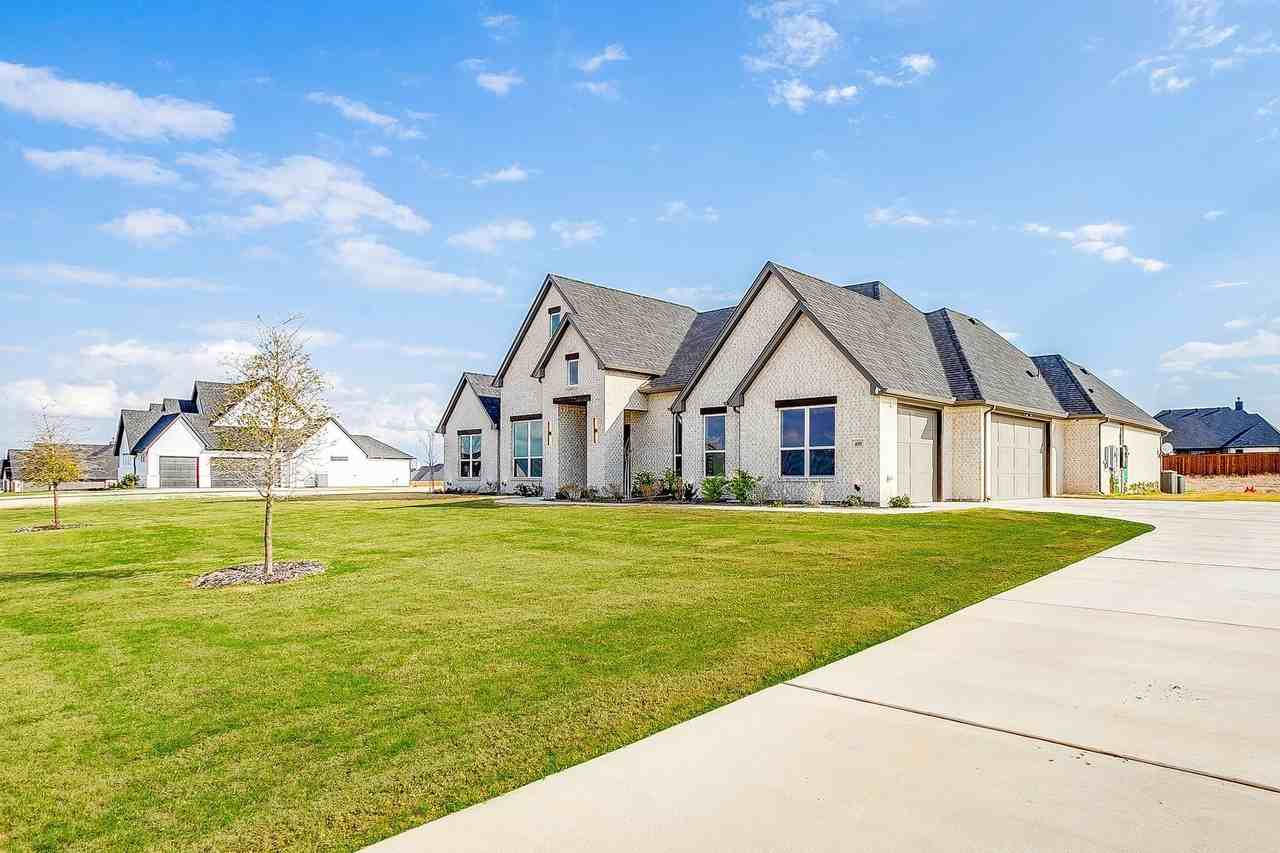 408 Mah Cheta St - Photo 2 of 33