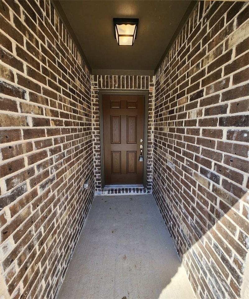 3812 Chalk Hill Ave - Photo 5 of 28