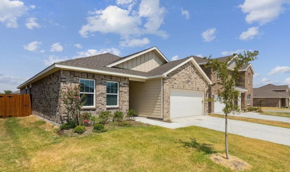 1664 Hossler Trl - Photo 2 of 21