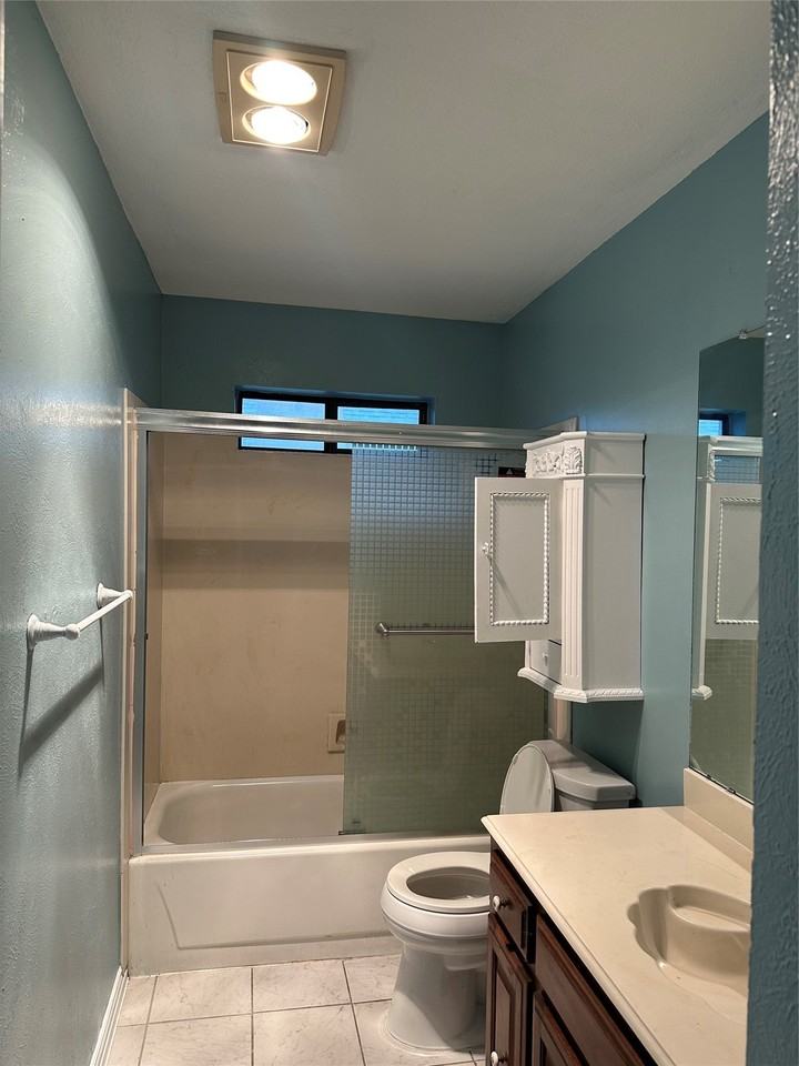 2825 Stoneridge Dr - Photo 5 of 15