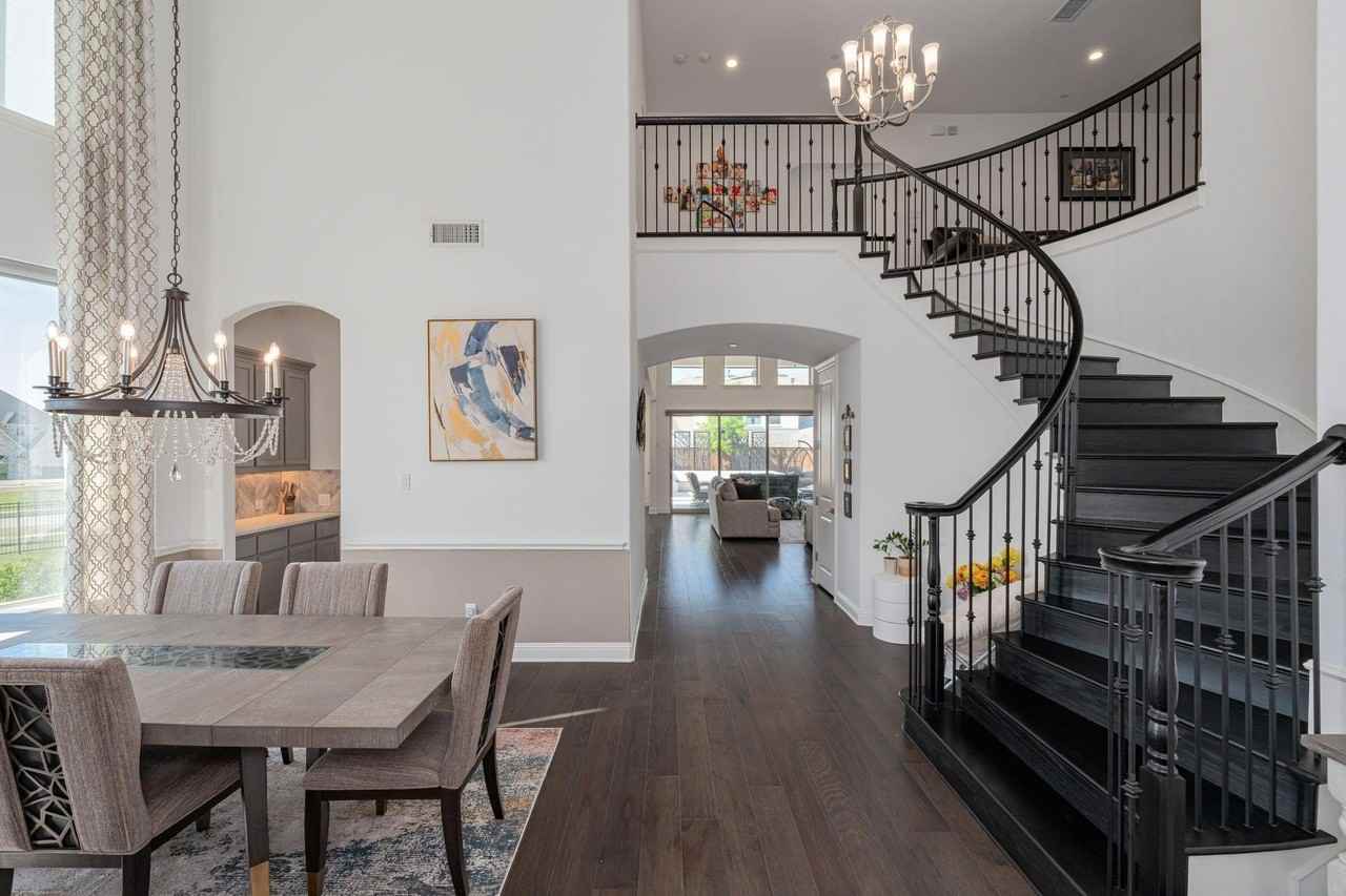 701 Star Meadow Dr - Photo 3 of 26