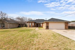 708 Azalea Dr - Photo 1 of 1