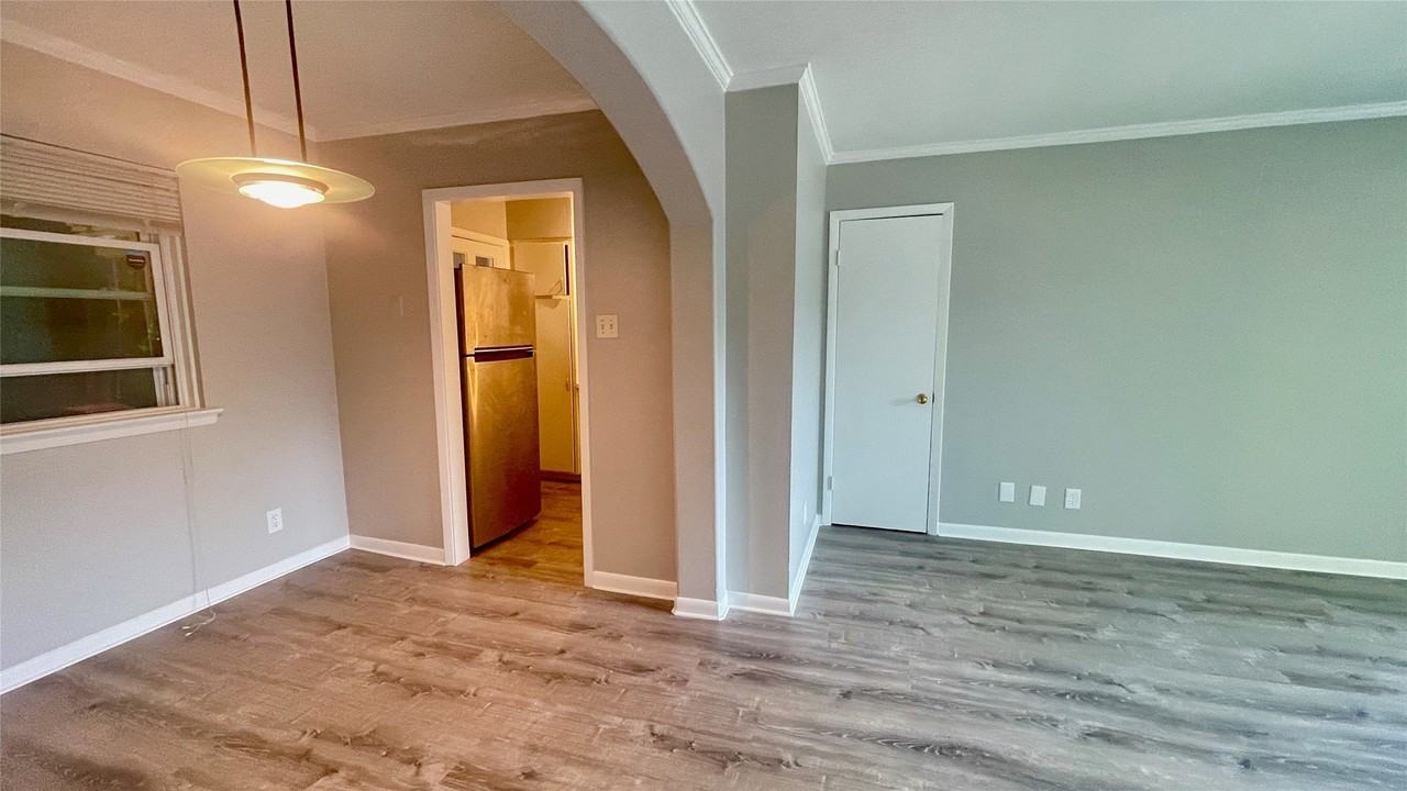 3215 Douglas Ave #201 - Photo 7 of 34