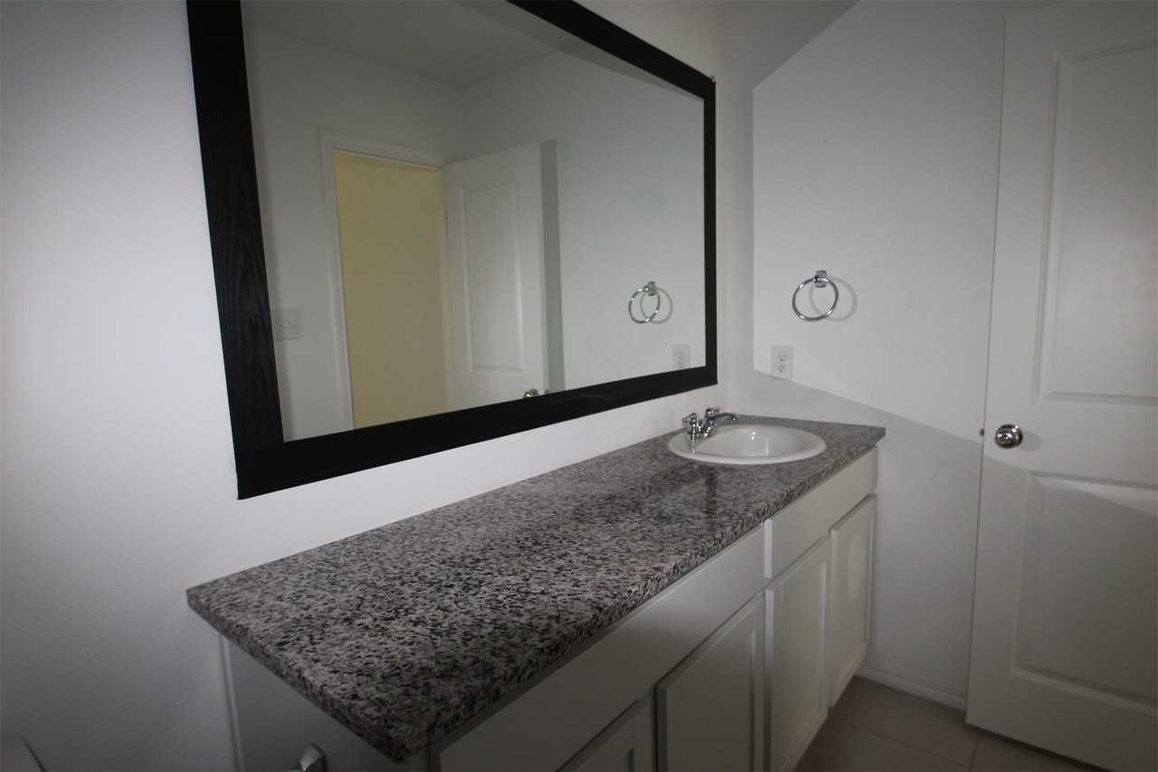 1728 High Perch Ln - Photo 6 of 11