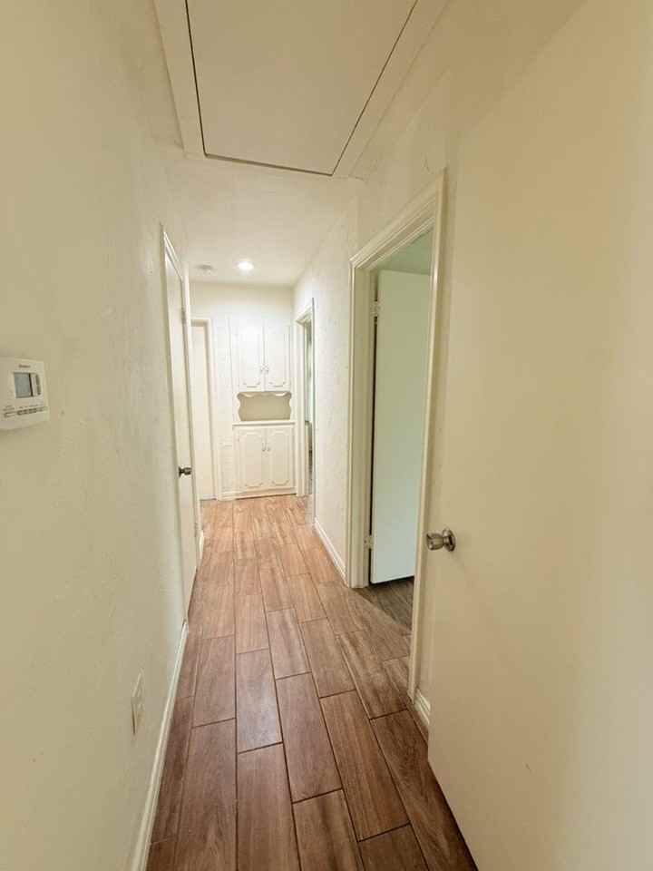 1617 Dakota Dr - Photo 7 of 15