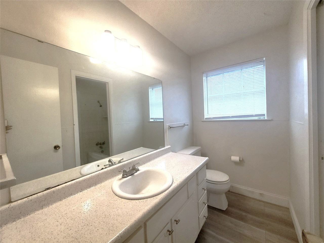 6605 Park Place Dr #D - Photo 7 of 7