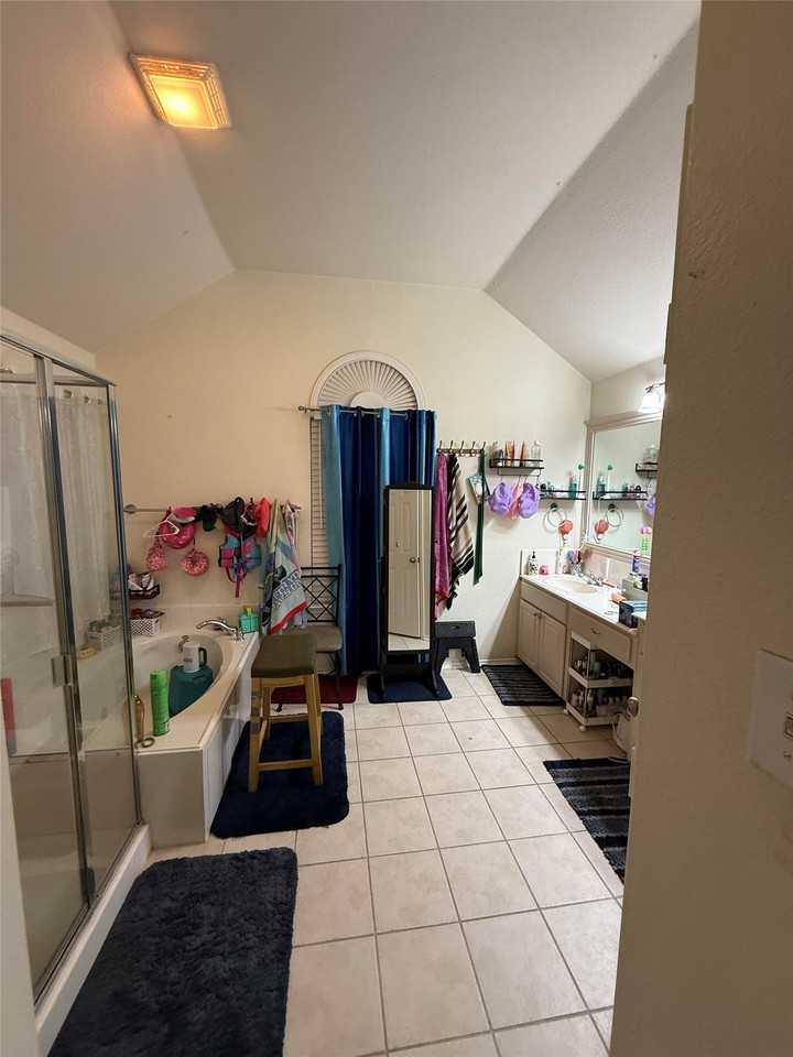 1619 Mineral Springs Dr