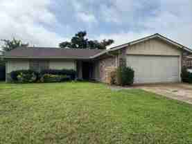 726 Ravencroft Dr - Photo 1 of 1