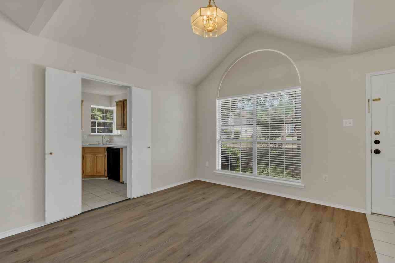 2140 Teal Ct - Photo 7 of 25