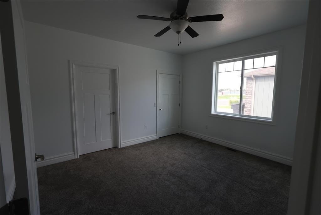 137 W 10th St - Photo 5 of 16