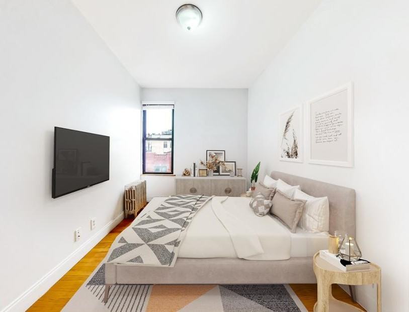 3115 32nd St - Photo 2 of 5