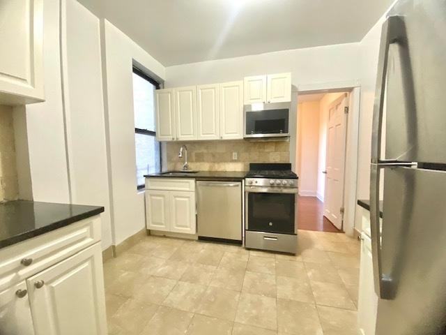 260 Convent Ave - Photo 5 of 10