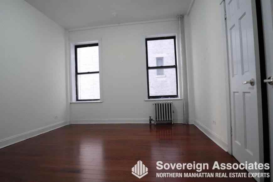 260 Convent Ave - Photo 7 of 10