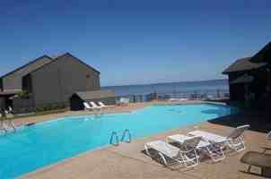 featured image of 11 Lake Barnett Dr