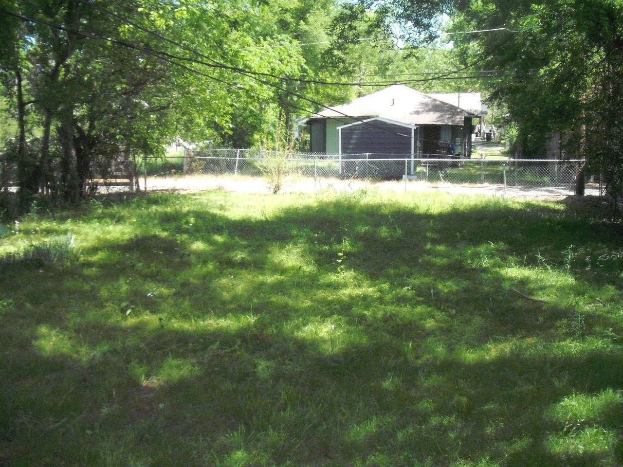 4737 Avenue R - Photo 7 of 8