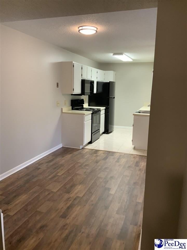 711 A4 Coventry Ln - Photo 2 of 25