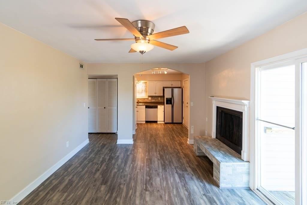 1518 Chela Ave #C3 - Photo 3 of 48