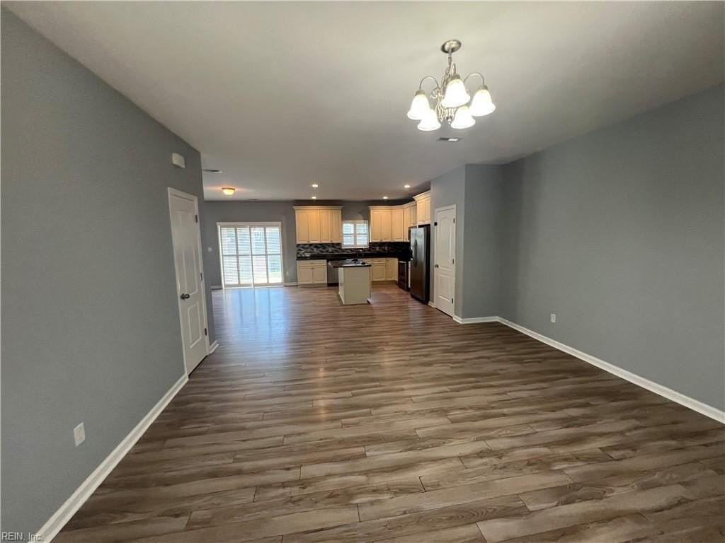 405 San Antonio Blvd - Photo 3 of 36