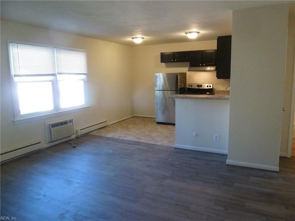 1111 Hugo St #F - Photo 3 of 6
