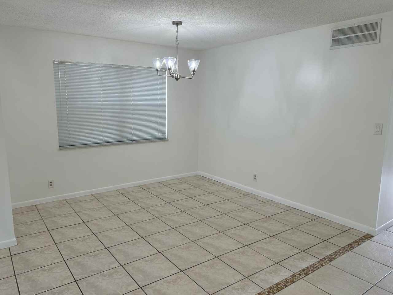 3300 Spanish Moss Ter - Photo 5 of 30