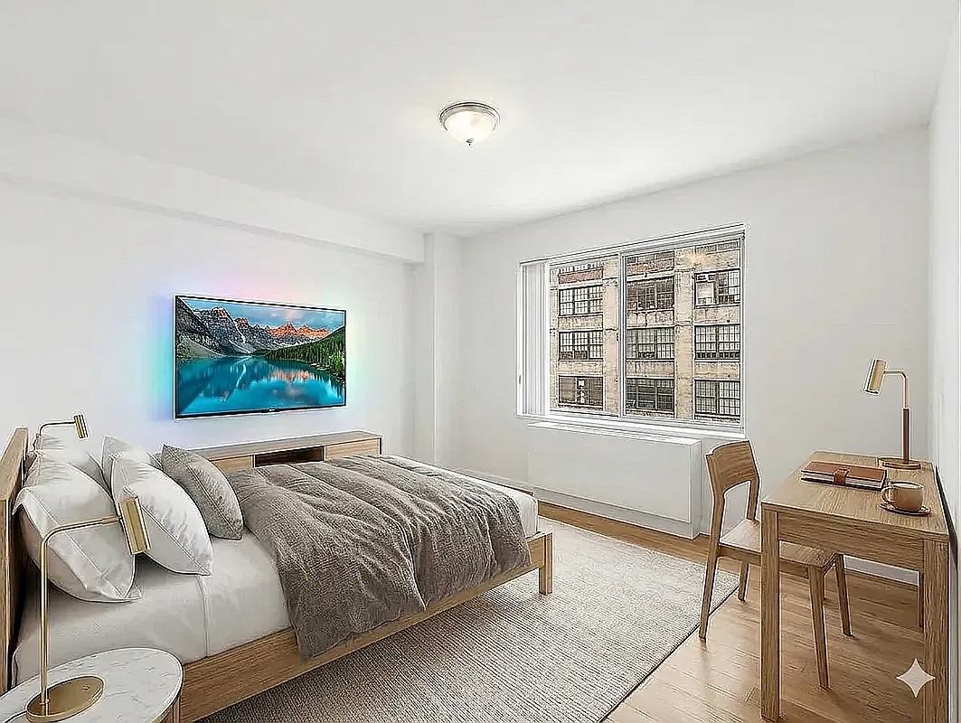 220 E 24th St #5H - Photo 2 of 7