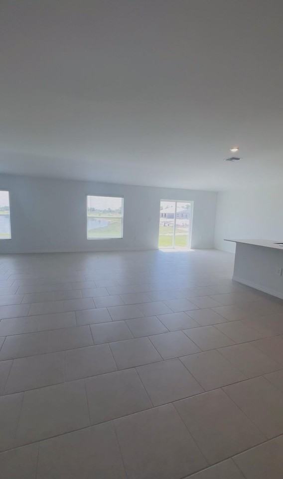 17124 Pompeii Way - Photo 5 of 12