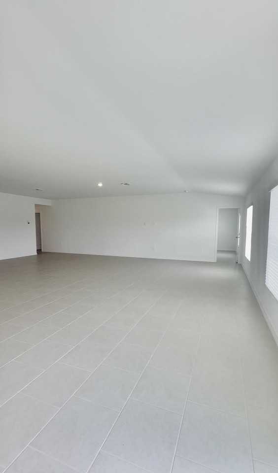 17124 Pompeii Way - Photo 6 of 12