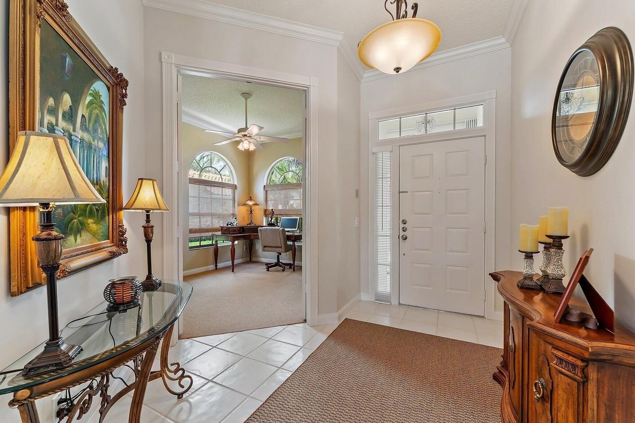 8485 Se Palm Hammock Ln - Photo 5 of 50