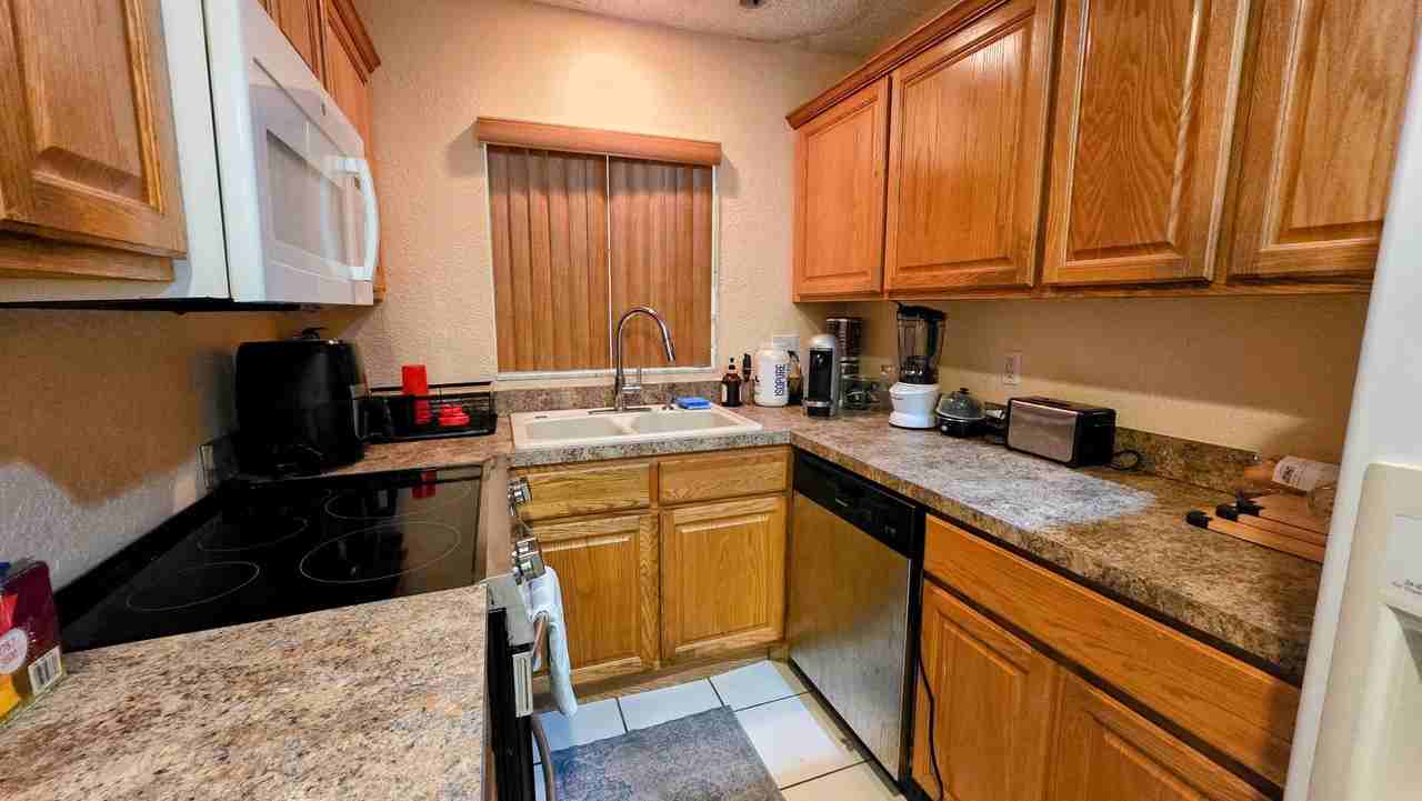 1301 Nw 12th Ave #417A - Photo 6 of 15