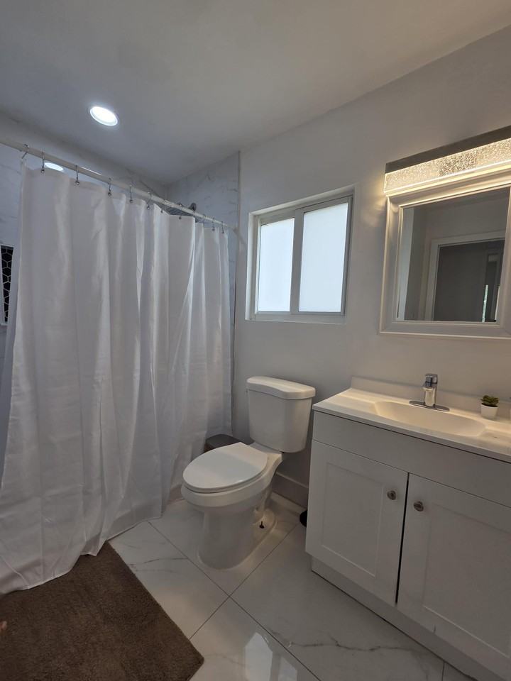 Nw 25th St - Photo 6 of 11