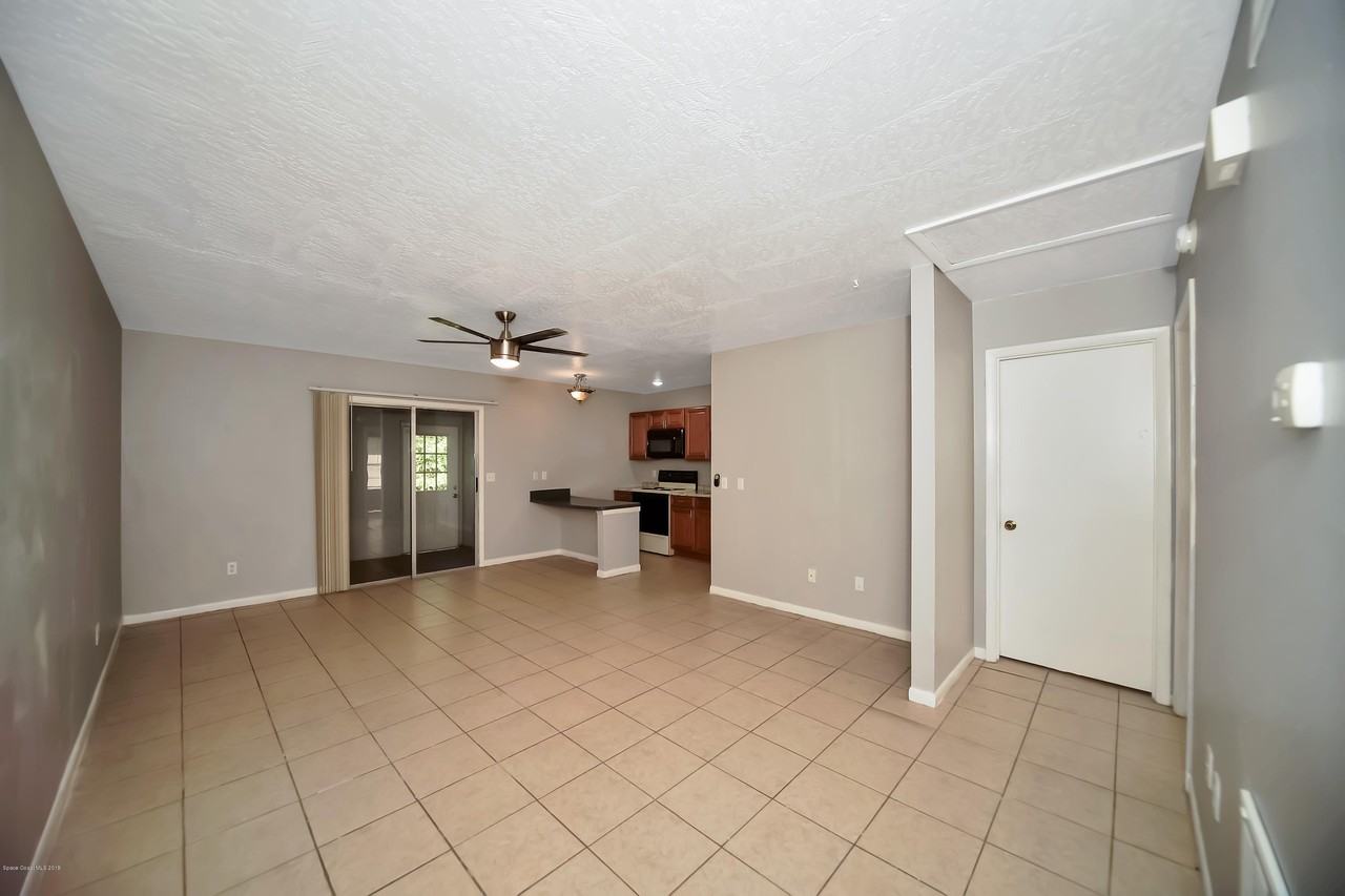 1914 Agora Cir Se #106 - Photo 3 of 8