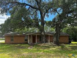 featured image of 1434 Saint Andrew St