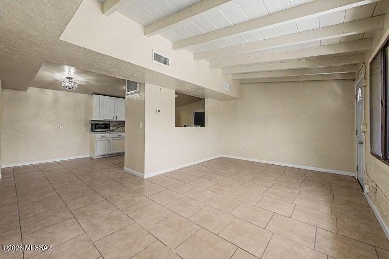 3762 E 22nd St #B - Photo 6 of 24
