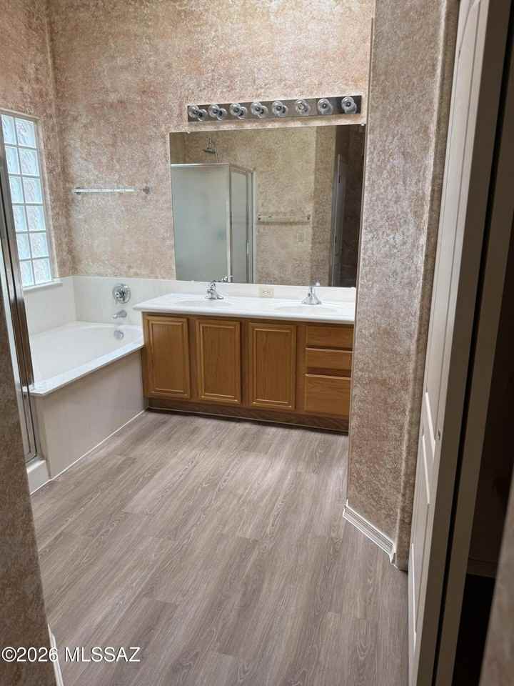 3217 W Flowering Cactus Ct - Photo 7 of 12