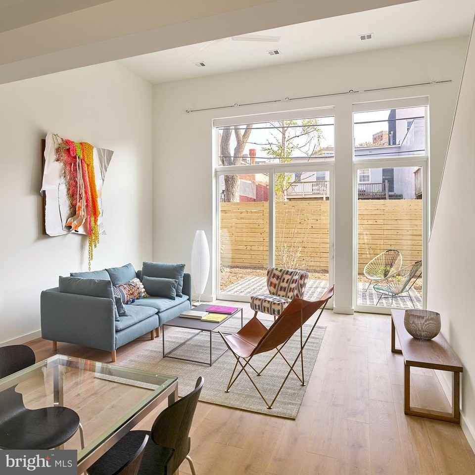 450 Ridge St Nw - Photo 7 of 13