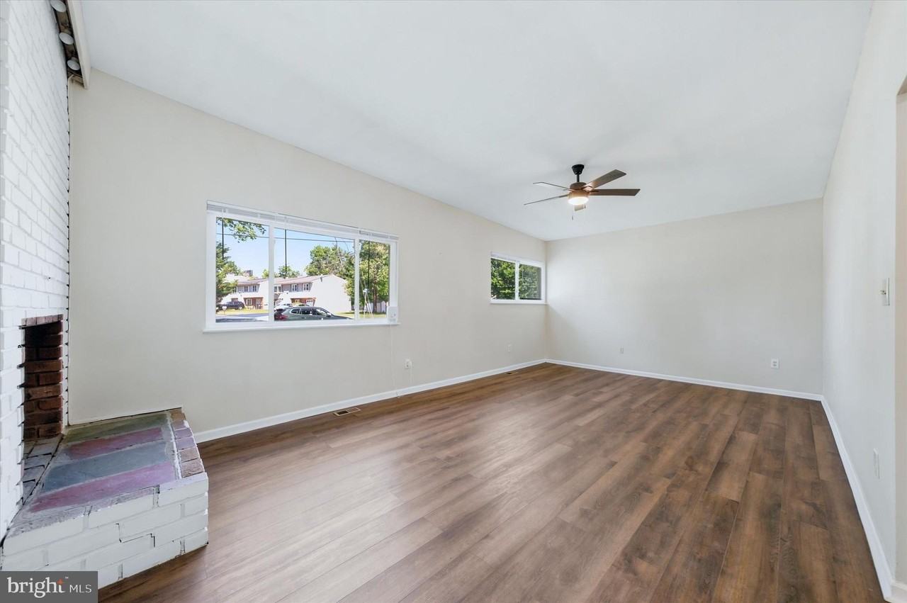 303 Princess Ave - Photo 7 of 40