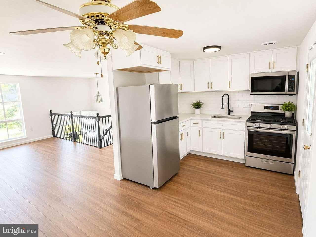 6741 Kincheloe Ave - Photo 2 of 4