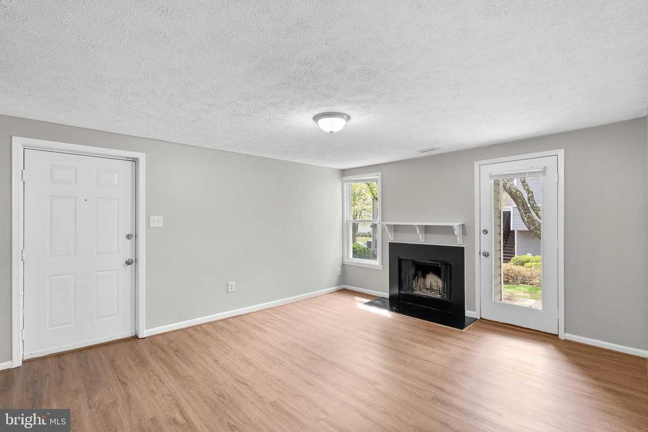 3925 Greencastle Rd #103 - Photo 2 of 24