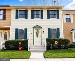 featured image of 17 Fawnhollow Ct